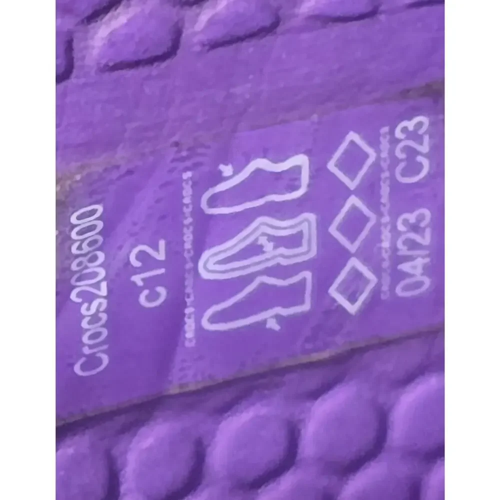 CROCS up sale
